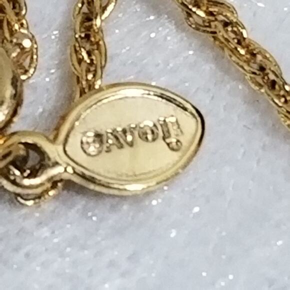 Avon gold tone clear apple 22"-1 1/2" wide pendant 1.1401 - Picture 7 of 8